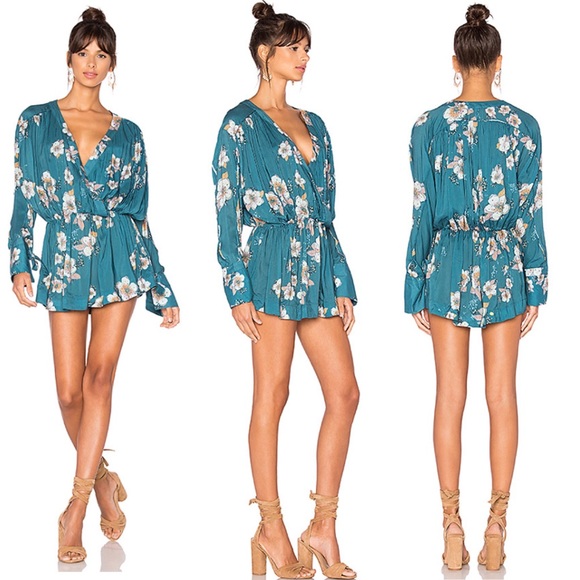 Free People Tops - 👋🏻 Free People Tuscan Dreams Tunic